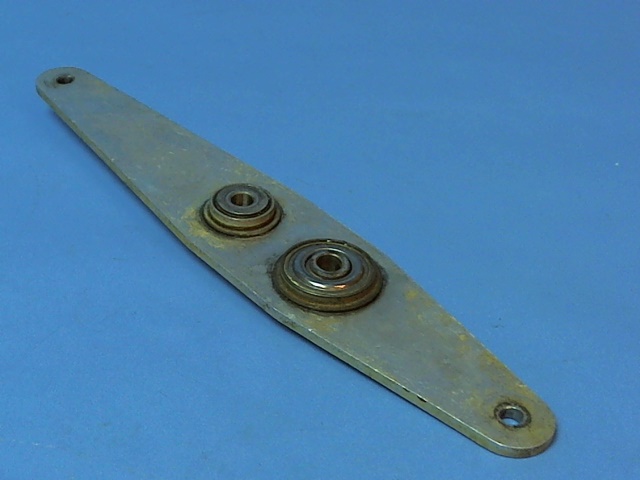 0411258-1 Cessna - BELLCRANK-ELEVATOR FORWARD